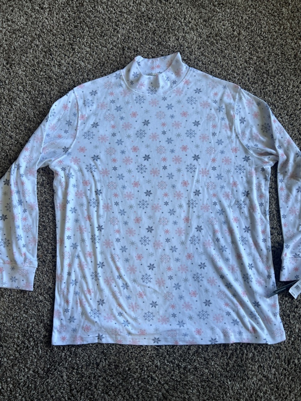 Hastings and Smith White Long Sleeve Mock Neck Top